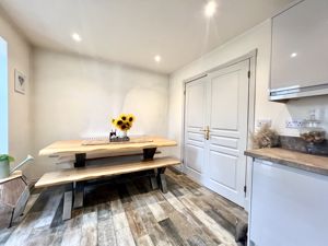 Dining Kitchen- click for photo gallery